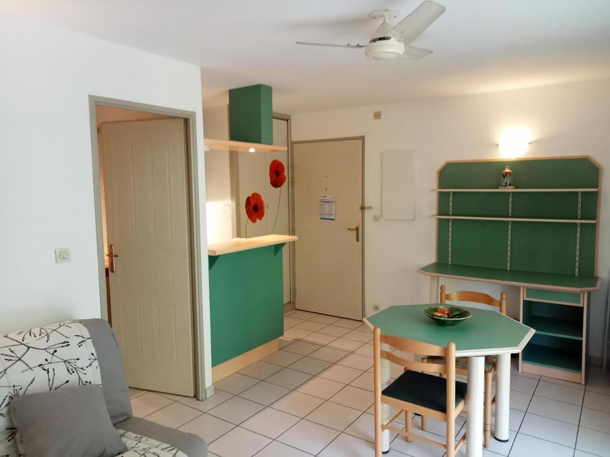Charmant Studio Avec Terrasse Et Parking, Proche Plage Et Port - Fr-1-551-25 ラ・ロシェル エクステリア 写真